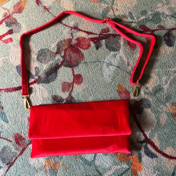 Street Level Vibrant Red Clutch/Purse - Picture 8 of 9